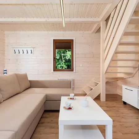 Tatil Evi Przy Plazy Owocowy Ogrod Rewal